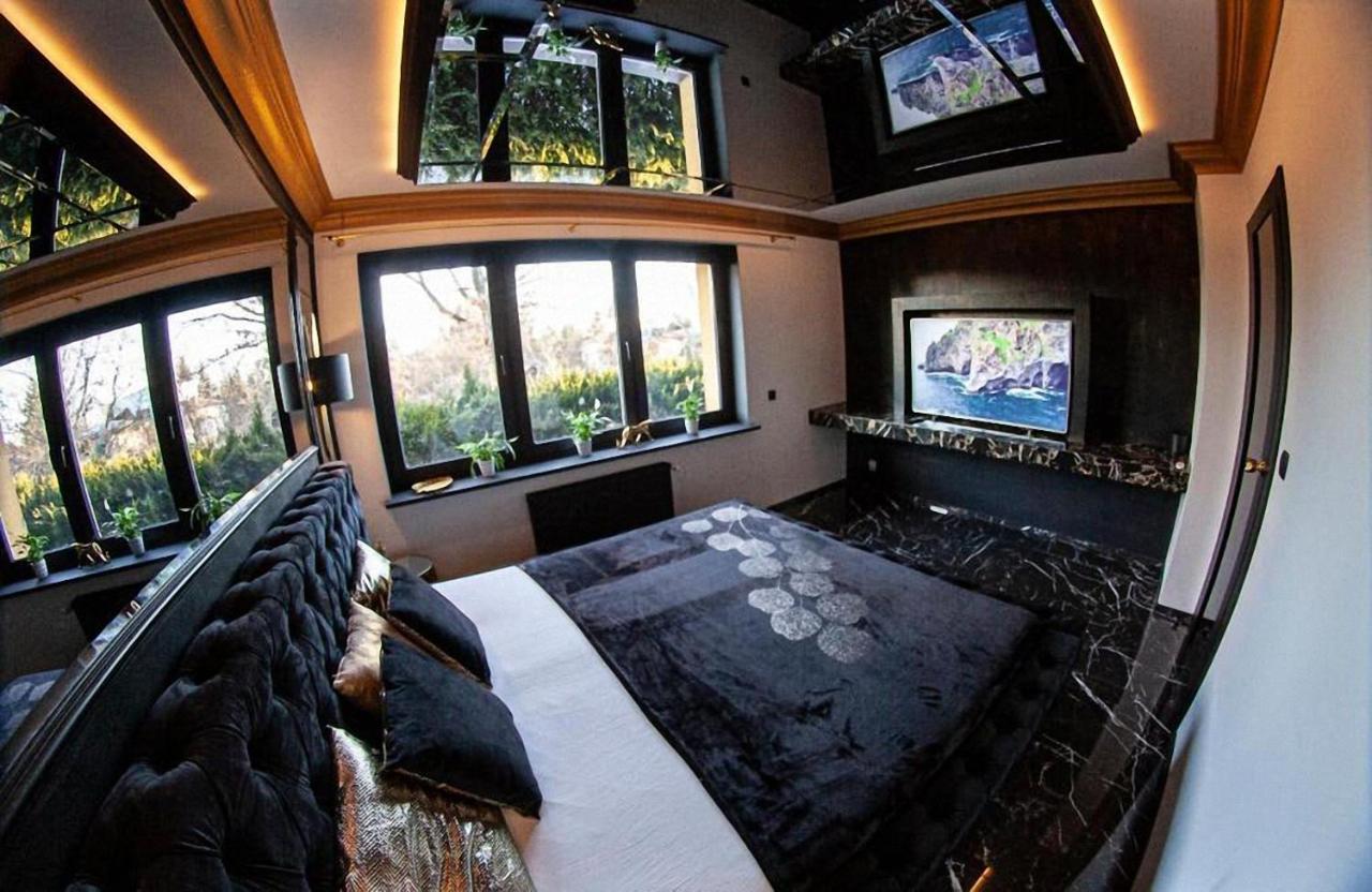 Apartament Black Night Willa Pułkowa Warszawa Zewnętrze zdjęcie